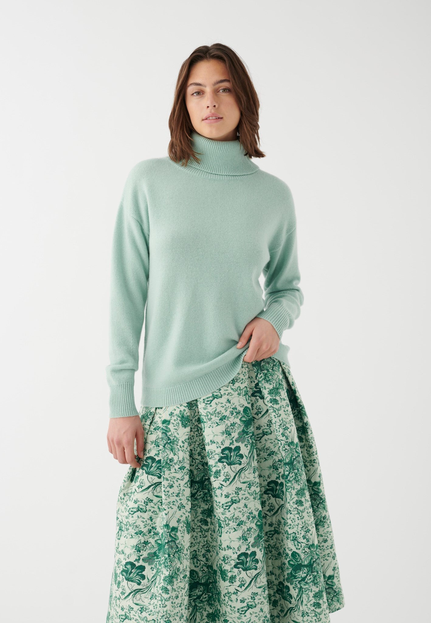 0410724_2527_WOM_A.jpg (1)