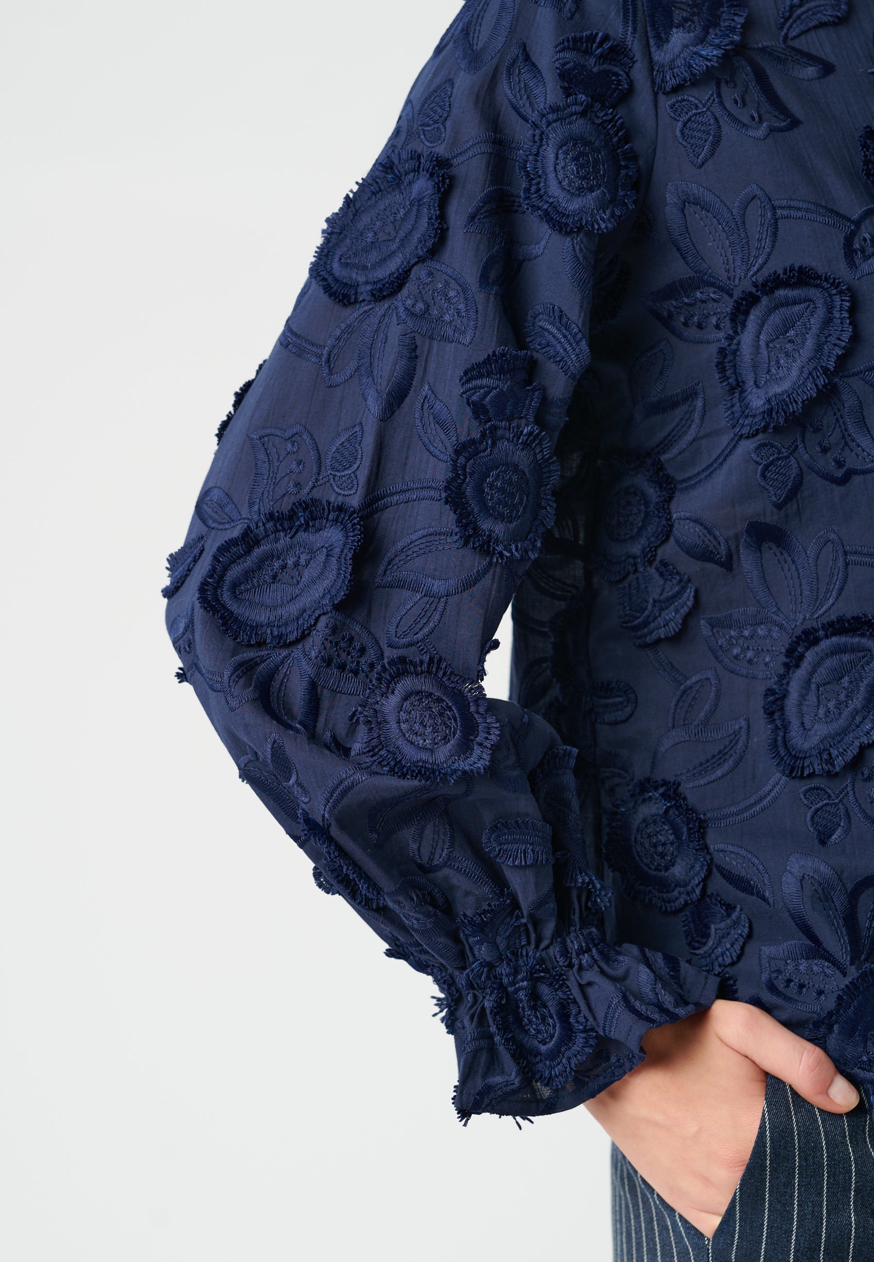 09-0722NS CO_2507_WOM_C