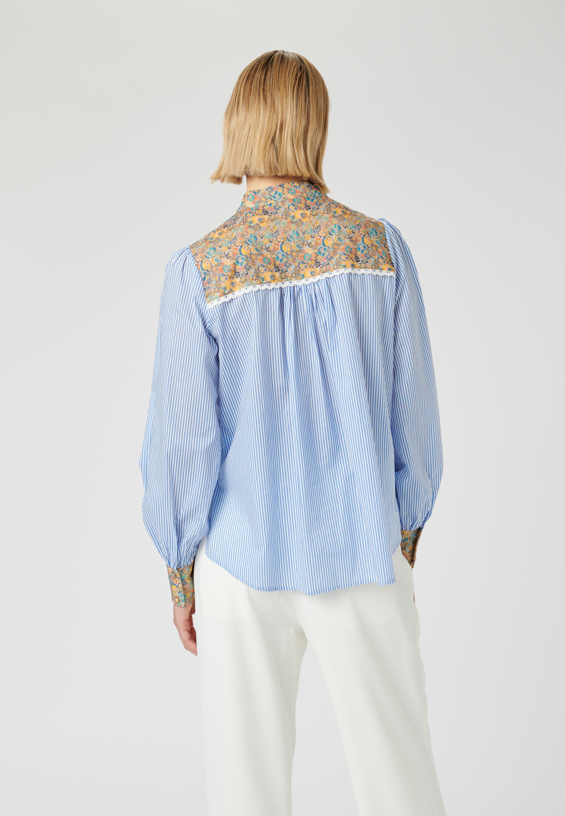 12-0123NS_5622_WOM_B