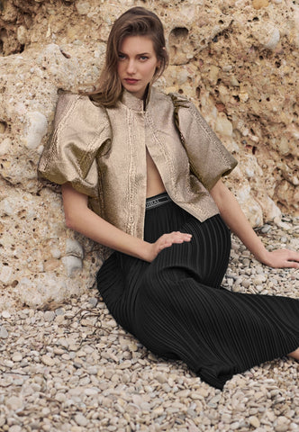 Look 10